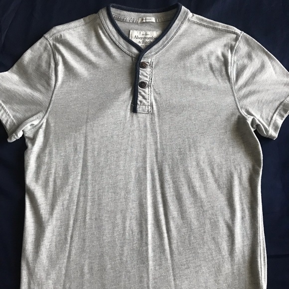 Abercrombie & Fitch Short Sleeve T-shirt - Picture 1 of 1